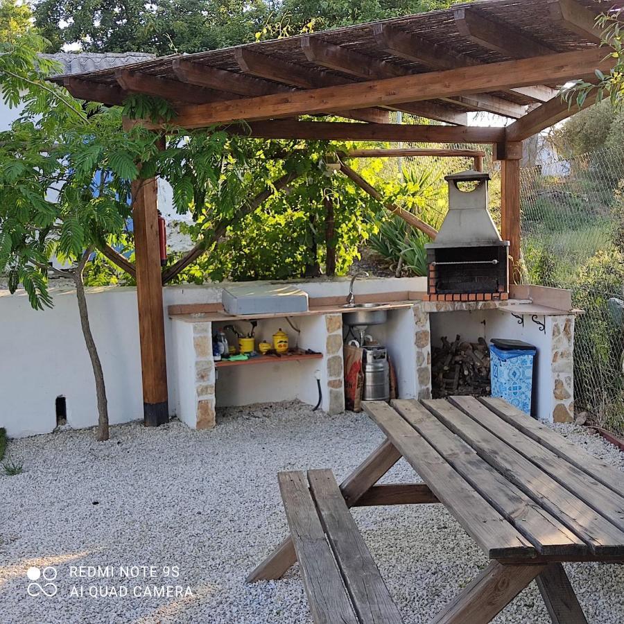 La Casa De La Abuela Guest House Setenil De Las Bodegas ภายนอก รูปภาพ
