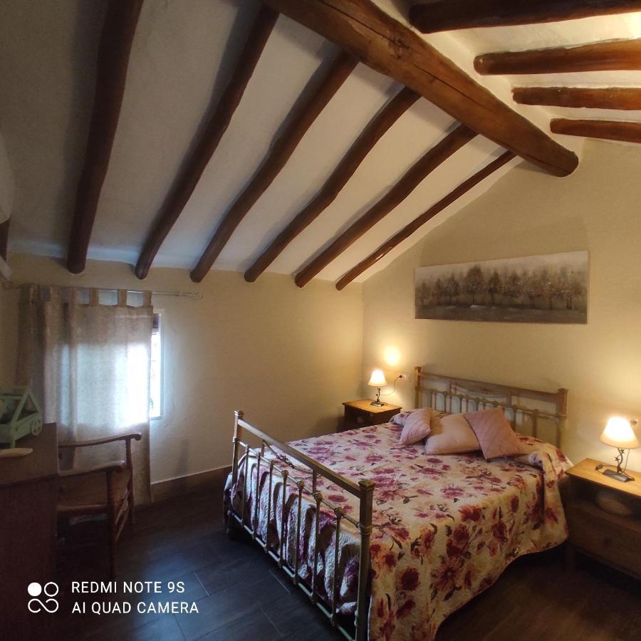 La Casa De La Abuela Guest House Setenil De Las Bodegas ภายนอก รูปภาพ